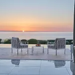 Olymp Luxury D - Luxury Escape With Direct Access And Unique Sunsets