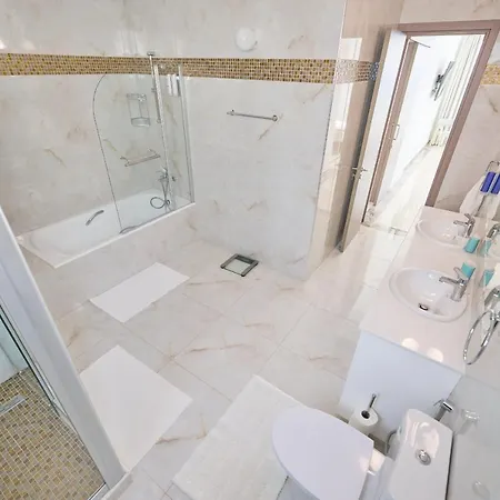 Βίλα Olymp Luxury D - Luxury Escape With Direct Access And Unique Sunsets *