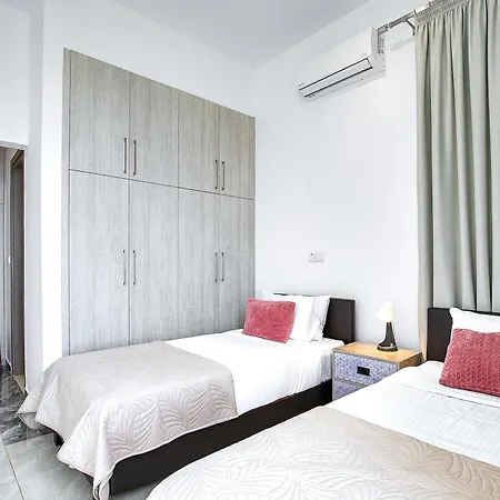 Olymp Luxury D - Luxury Escape With Direct Access And Unique Sunsets Paphos