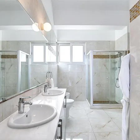 Olymp Luxury D - Luxury Escape With Direct Access And Unique Sunsets