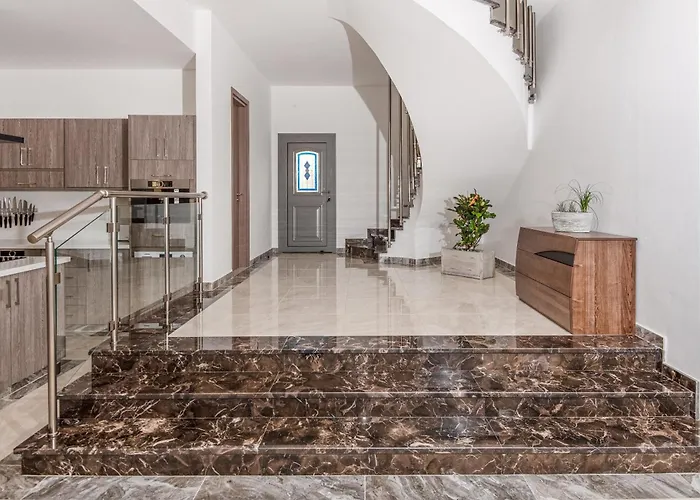 Olymp Luxury D - Luxury Escape With Direct Access And Unique Sunsets Πάφος