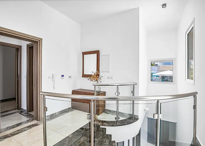 Olymp Luxury D - Luxury Escape With Direct Access And Unique Sunsets Βίλα Πάφος