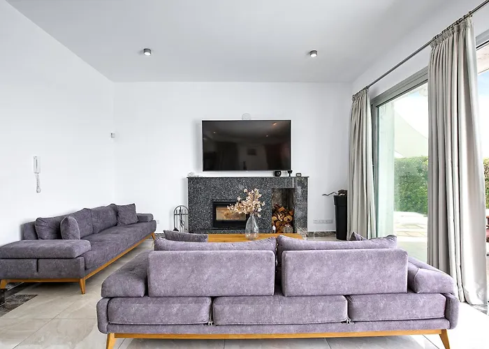 Olymp Luxury D - Luxury Escape With Direct Access And Unique Sunsets Πάφος