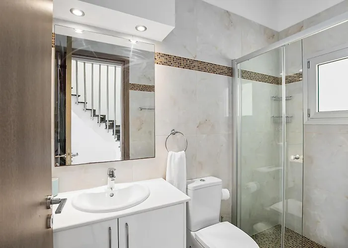 Olymp Luxury D - Luxury Escape With Direct Access And Unique Sunsets * Paphos